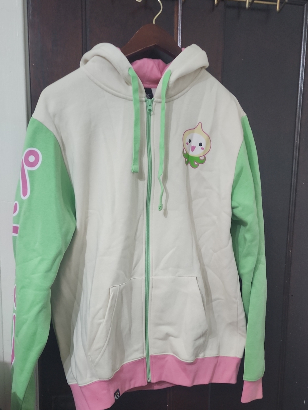 Overwatch Pachimari Hoodie